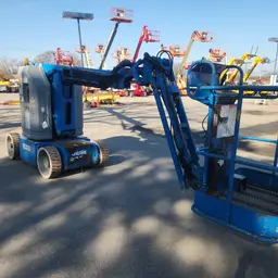 2013 Genie Z-30/20N RJ Articulating Boom Lift