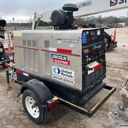 2019 Lincoln Electric VANTAGE 549 Welder