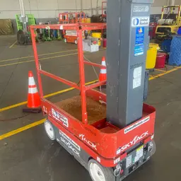 2018 Skyjack SJ12 Self-Propelled One-Person Lift