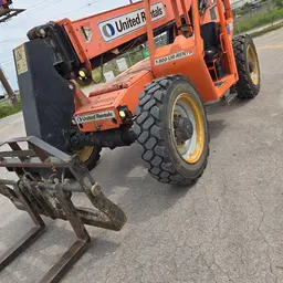 2016 SKYTRAK 8042 Forklift