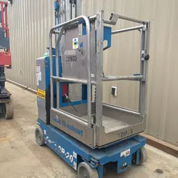 2018 Genie GR-20 Self-Propelled One-Person Lift