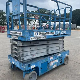 2015 Genie GS-3246 Scissor Lift
