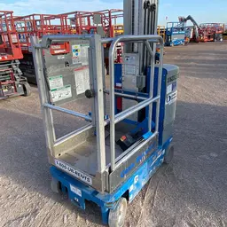 2017 Genie GR-20 Self-Propelled One-Person Lift