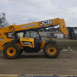 2014 JCB 507-42 Forklift