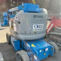 2013 Genie Z-40/23N RJ Articulating Boom Lift