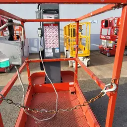 2018 Skyjack SJ12 Self-Propelled One-Person Lift