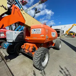 2016 JLG 800AJ Articulating Boom Lift