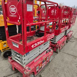 2017 MEC 1330SE Scissor Lift