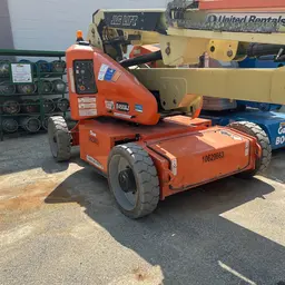 2017 JLG E450AJ Articulating Boom Lift