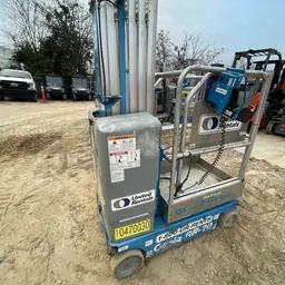 2016 Genie GR-20 Self-Propelled One-Person Lift
