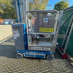 2017 Genie GR-20 Self-Propelled One-Person Lift