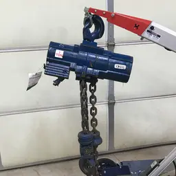 2012 JD NEUHAUS PROFI 10T Hoist