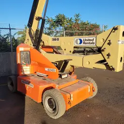 2015 JLG E400AJPN Articulating Boom Lift