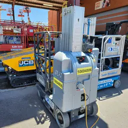2017 JLG 20MVL Self-Propelled One-Person Lift