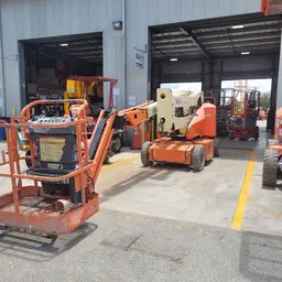 2015 JLG E400AJPN Articulating Boom Lift