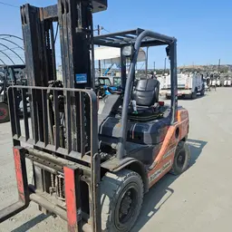 2017 Toyota 8FDU30 Warehouse Forklift