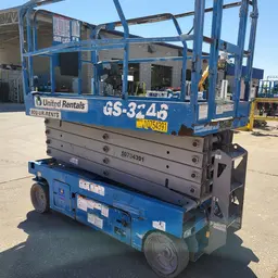 2018 Genie GS-3246 Scissor Lift