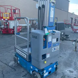 2017 Genie GR-20 Self-Propelled One-Person Lift