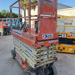 2017 JLG 2632ES Scissor Lift