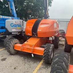 2015 JLG 400S Boom Lift