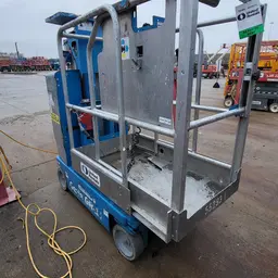 2017 Genie GR-12 Self-Propelled One-Person Lift