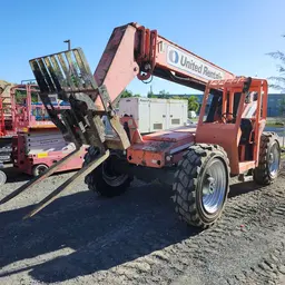 2015 SKYTRAK 8042 Forklift