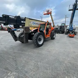 2016 JLG 1055 Forklift