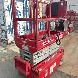 2017 MEC 1330SE Scissor Lift