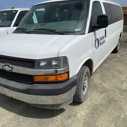 2017 CHEVROLET 3500EXTLTGRWD Vehicle