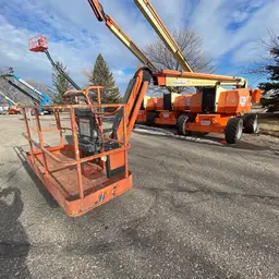 2016 JLG 800AJ Articulating Boom Lift