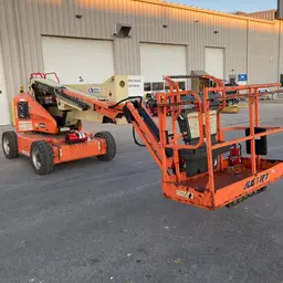 2014 JLG E450AJ Articulating Boom Lift