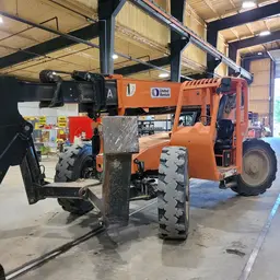 2017 SKYTRAK 10054 Forklift
