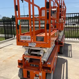 2018 Snorkel S3219E Scissor Lift