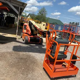 2015 JLG E400AJPN Articulating Boom Lift
