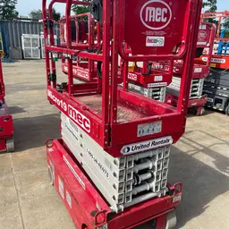 2018 MEC MICRO 19 Scissor Lift