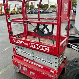 2017 MEC 1330SE Scissor Lift