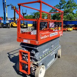 2017 Skyjack SJIII3226 Scissor Lift