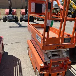 2017 Snorkel S3219E Scissor Lift