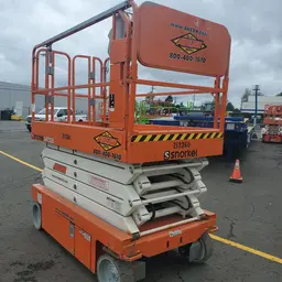 2018 Snorkel S4732E Scissor Lift