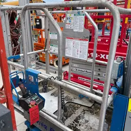 2017 Genie GR-20 Self-Propelled One-Person Lift
