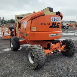 2015 JLG 450AJ Articulating Boom Lift