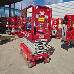 2017 MEC MICRO 19 Scissor Lift