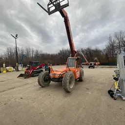 2015 SKYTRAK 8042 Forklift